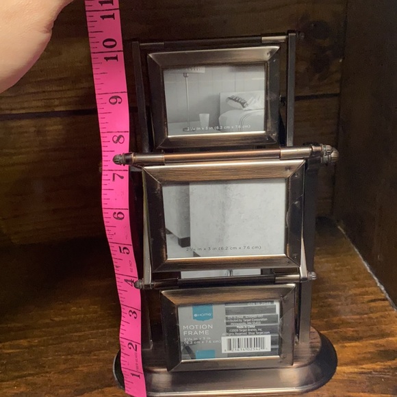 Motion Frame - Picture 4 of 5